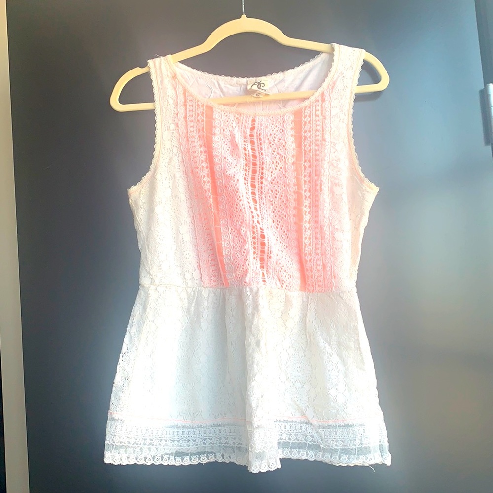 Anthropologie lace peplum sleeveless top
